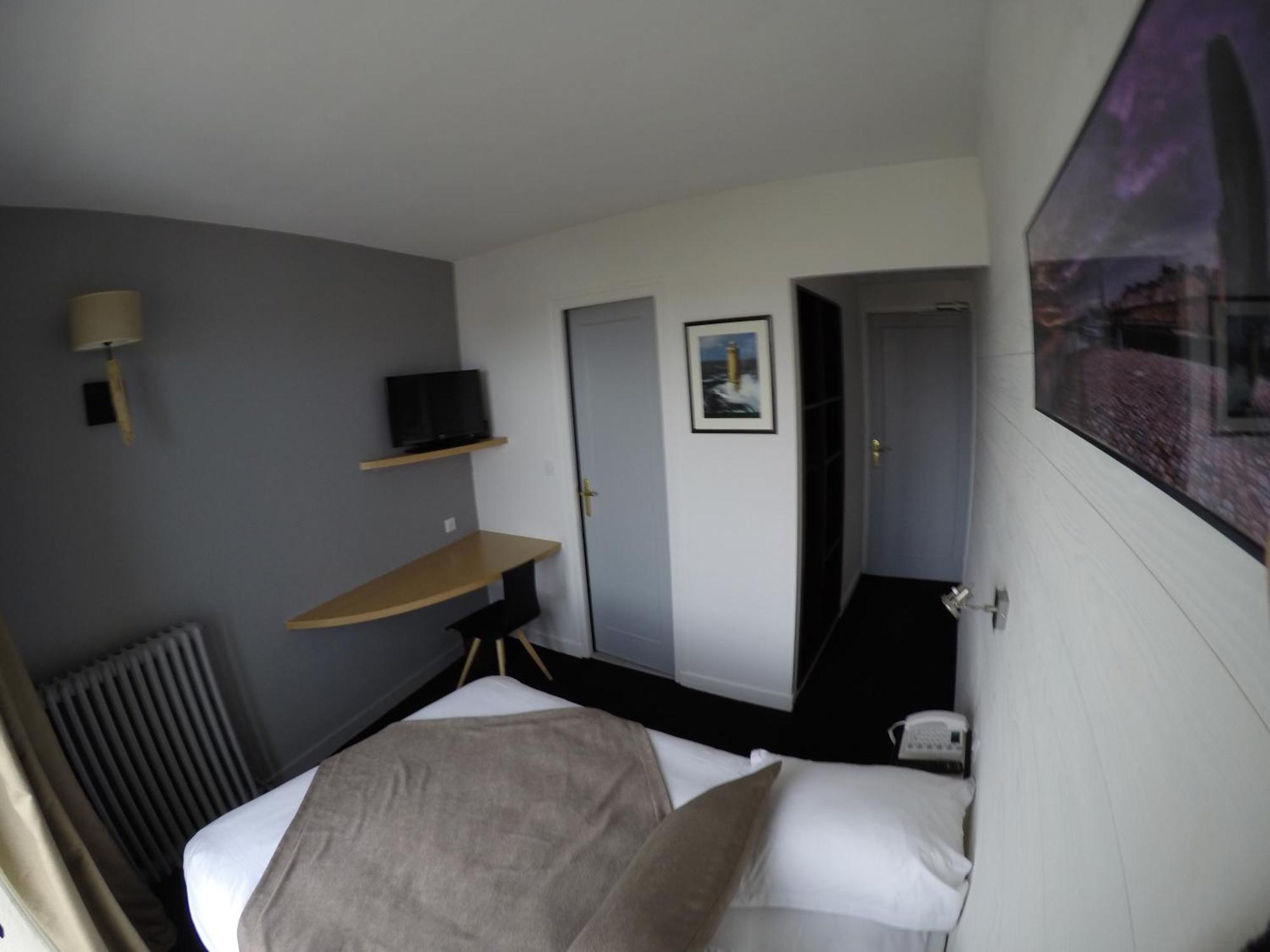 Hotel Les Brises La Rochelle  Bilik gambar